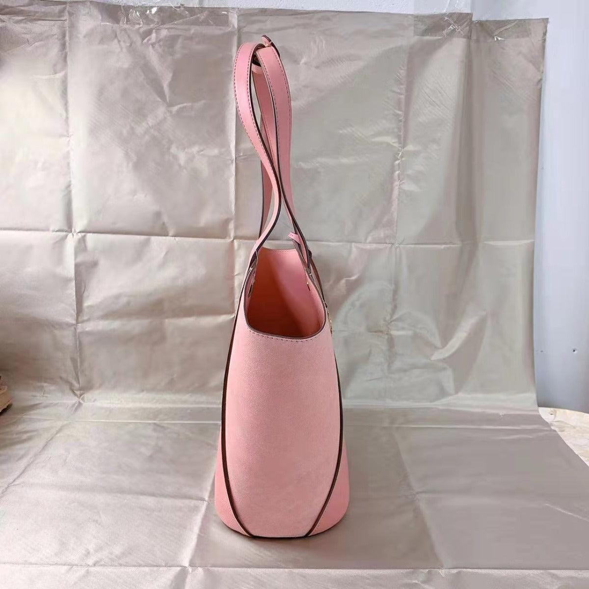 Michael Kors 35F1GPAT3S Portia Small Bucket Bag Sunset Rose Michael Kors 35F1GPAT3S Portia Small Bucket Bag Sunset Rose